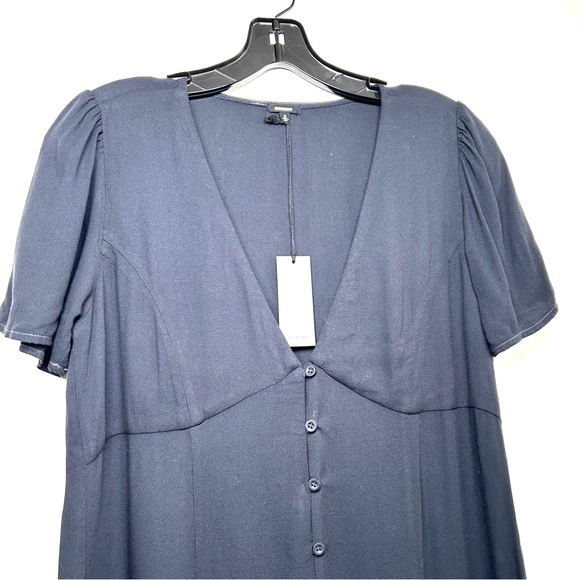 Monrow Black Button Up Flutter Sleeve Lightweight Maxi Dress - Picture 2 of 6